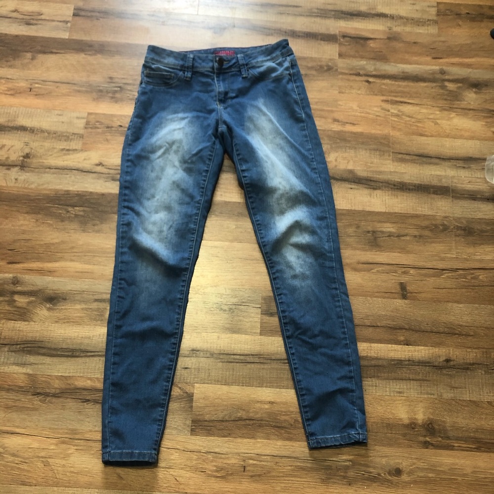 Ymi medium wash jegging size 5